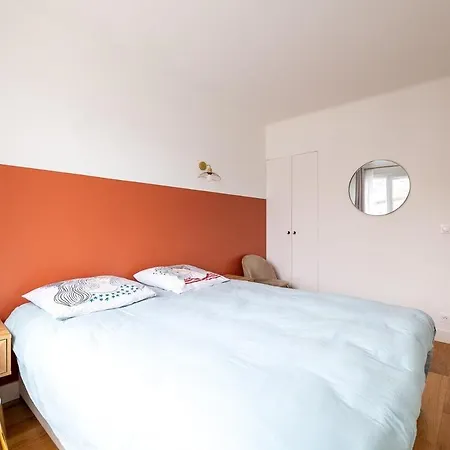 Spacious With Balcon 11th Arr דירה