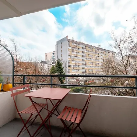 דירה Spacious With Balcon 11th Arr